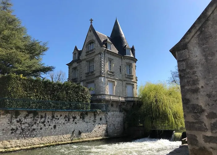 Apartamento Deux Pieces Terrasse Moret-sur-Loing